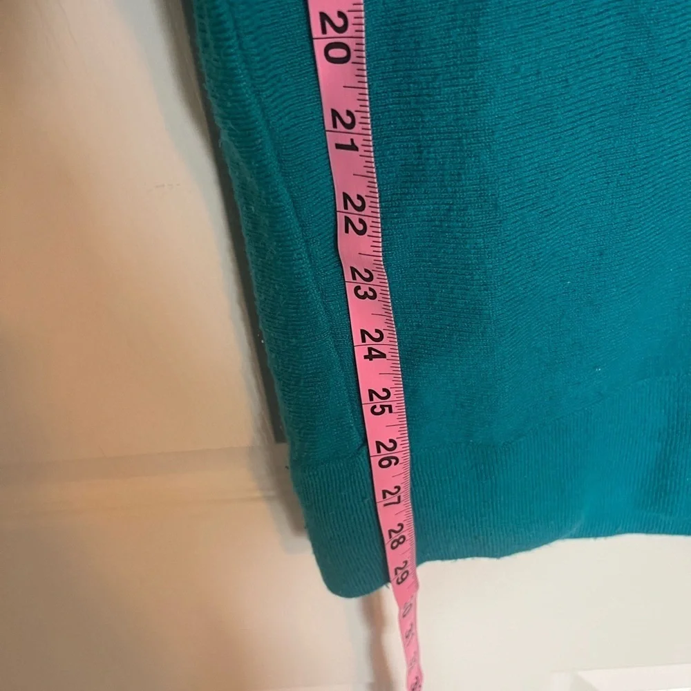 New York & Company Teal Sweater size medium very comfy - Picture 5 of 5